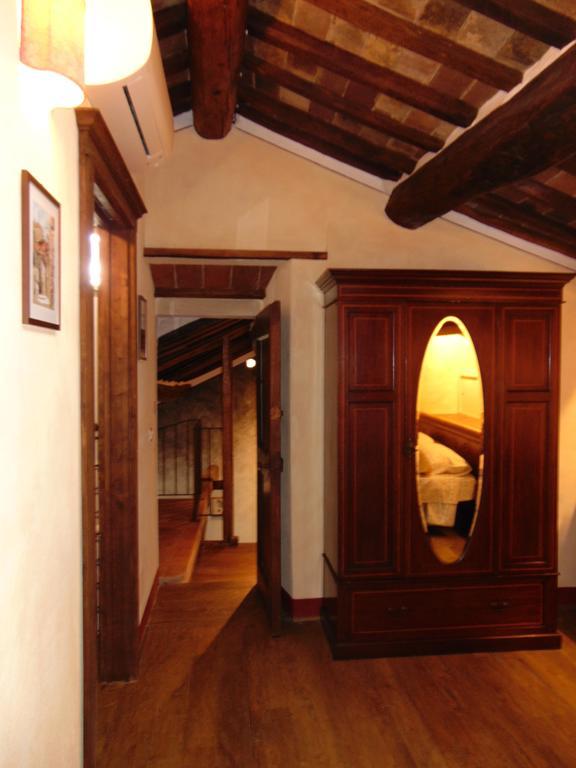 Apartmán Domus Ghibellinae- Fonte Di San Benedetto Cortona Pokoj fotografie